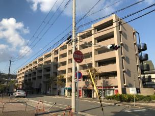 白鷹苦楽園マンション